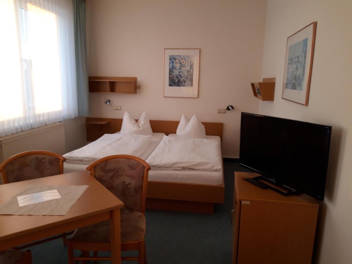 Hotel Zum Sportforum Blankenburg  Exteriör bild